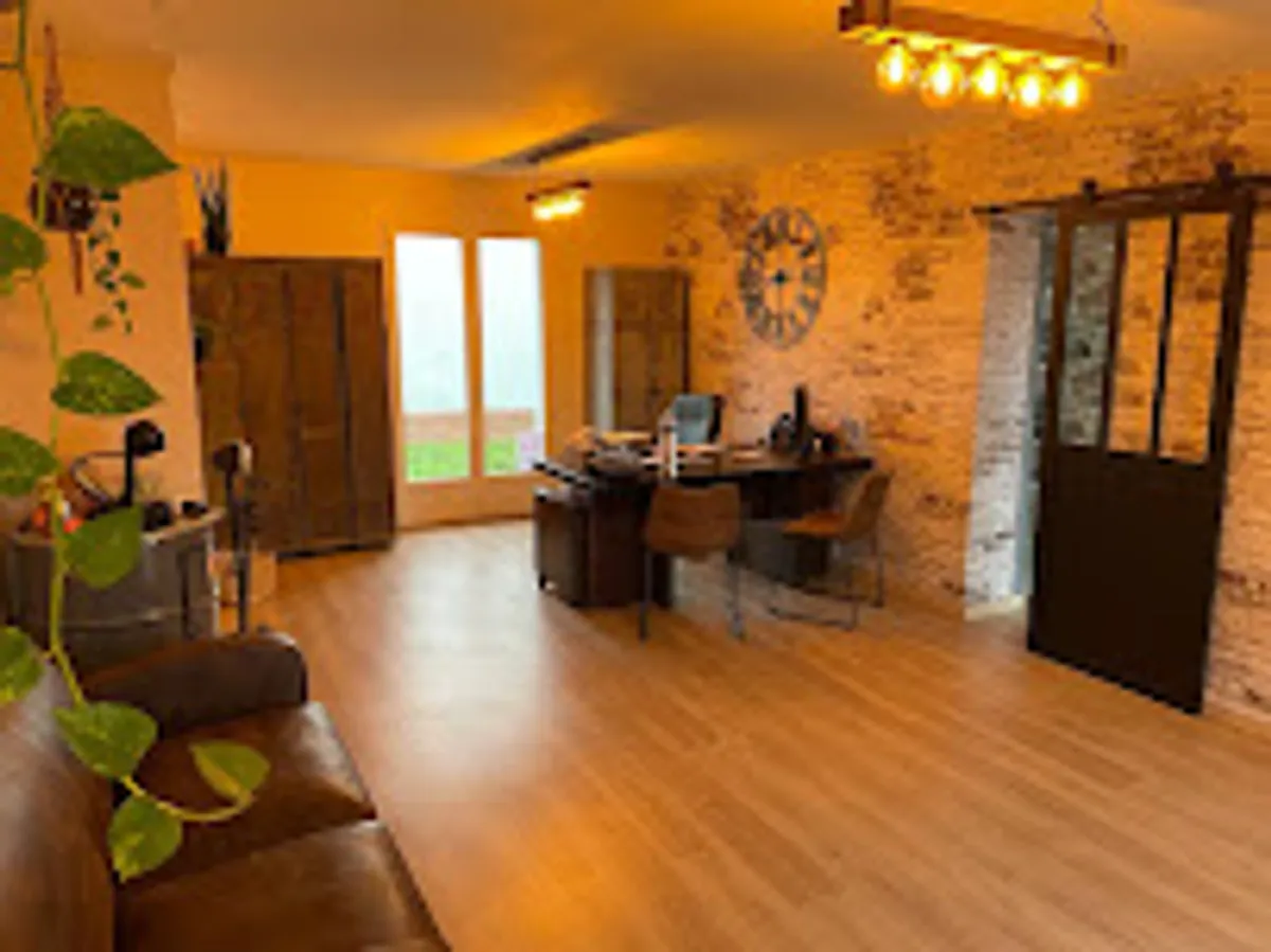 Senior Compagnie - Aide à Domicile - Photo 2