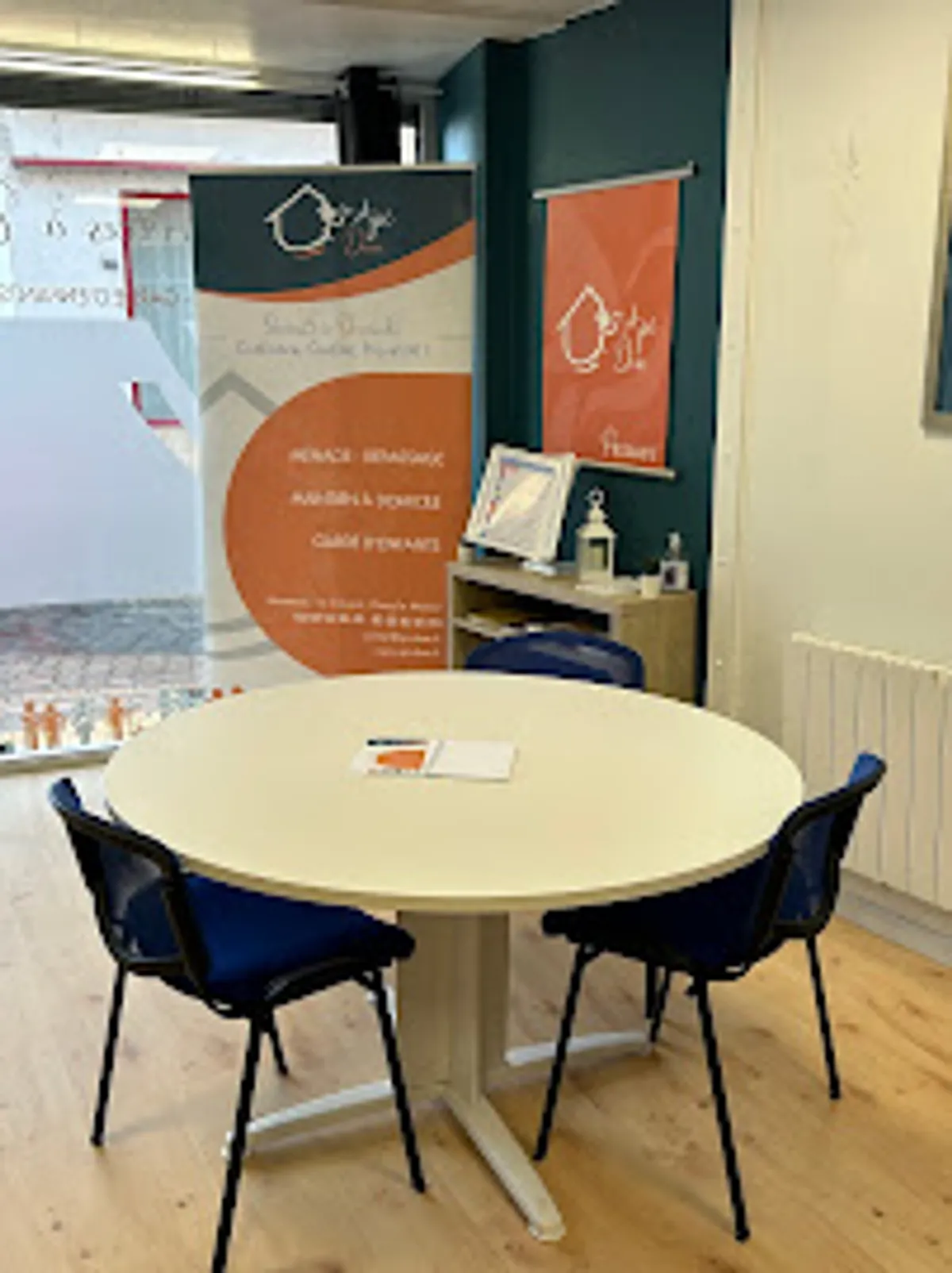 ApiDom - Agence de service d'aide à domicile à Montceau-les-mines - Photo 2