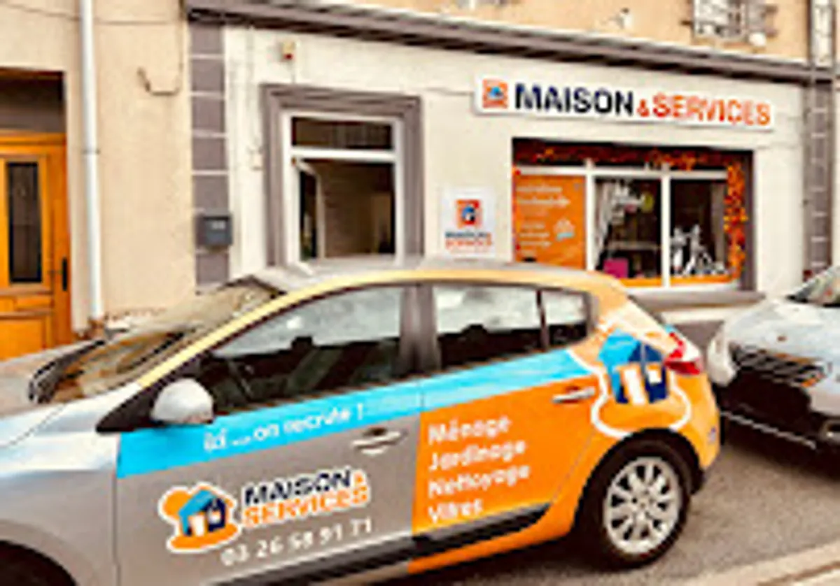 Maison et Services Dormans | Ménage, repassage, jardinage, nettoyage de vitres - Photo 2