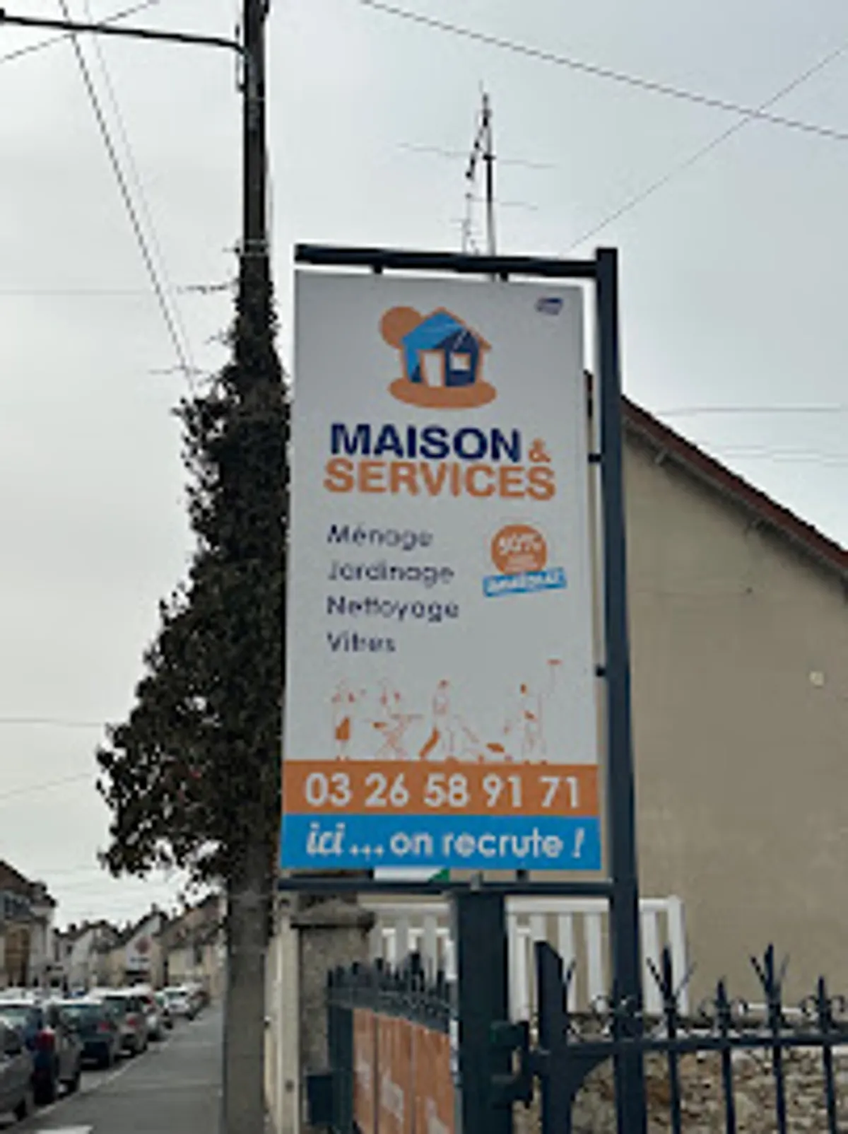 Maison et Services Dormans | Ménage, repassage, jardinage, nettoyage de vitres - Photo 4