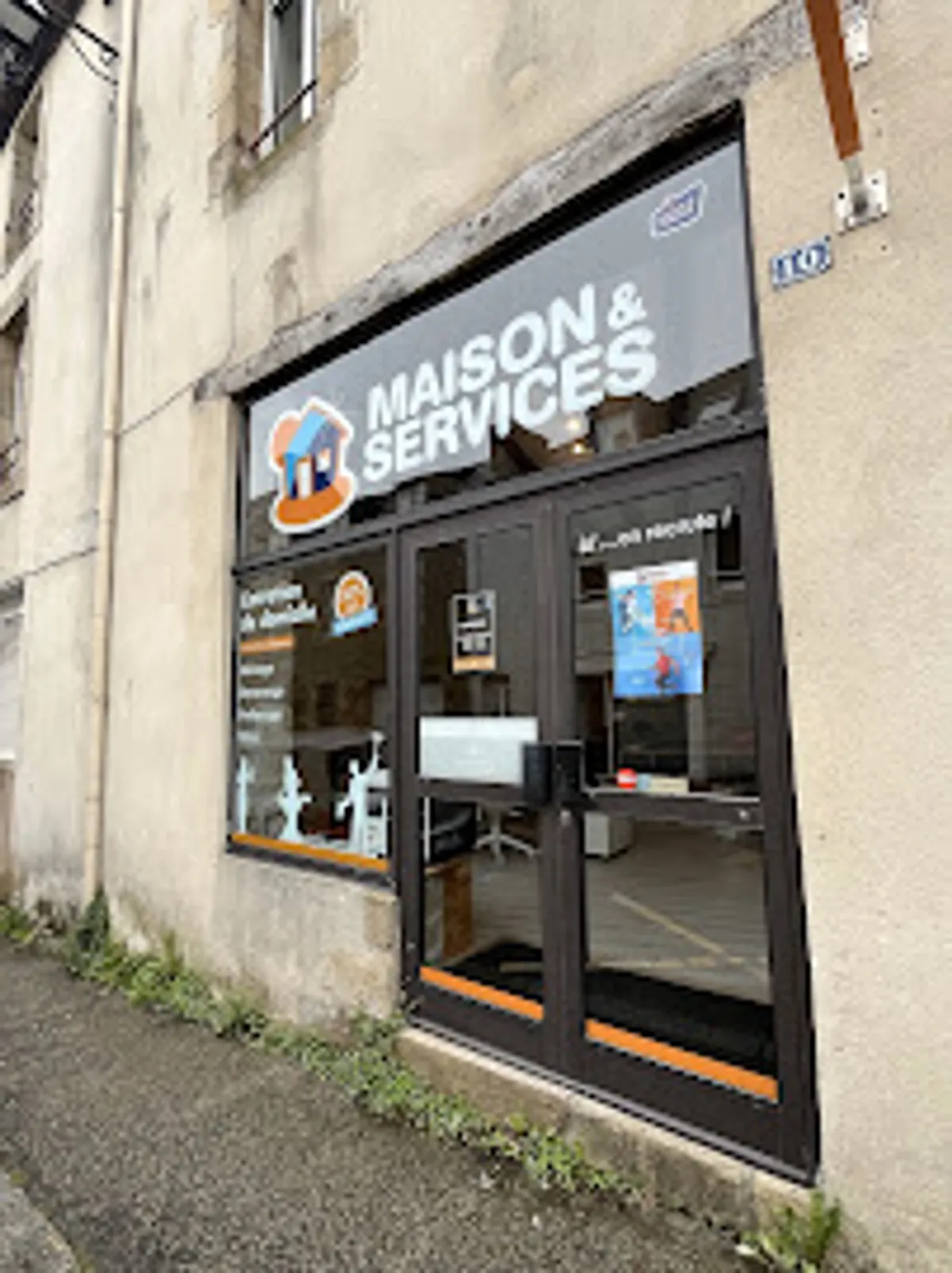 Maison et Services Auray | Ménage, repassage, nettoyage de vitres - Photo 4