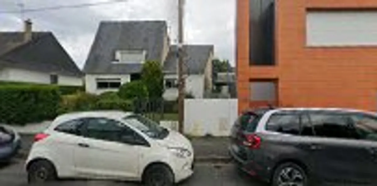 MAISON ET SERVICES ANGERS | Ménage, repassage, jardinage, nettoyage des vitres - Photo 7