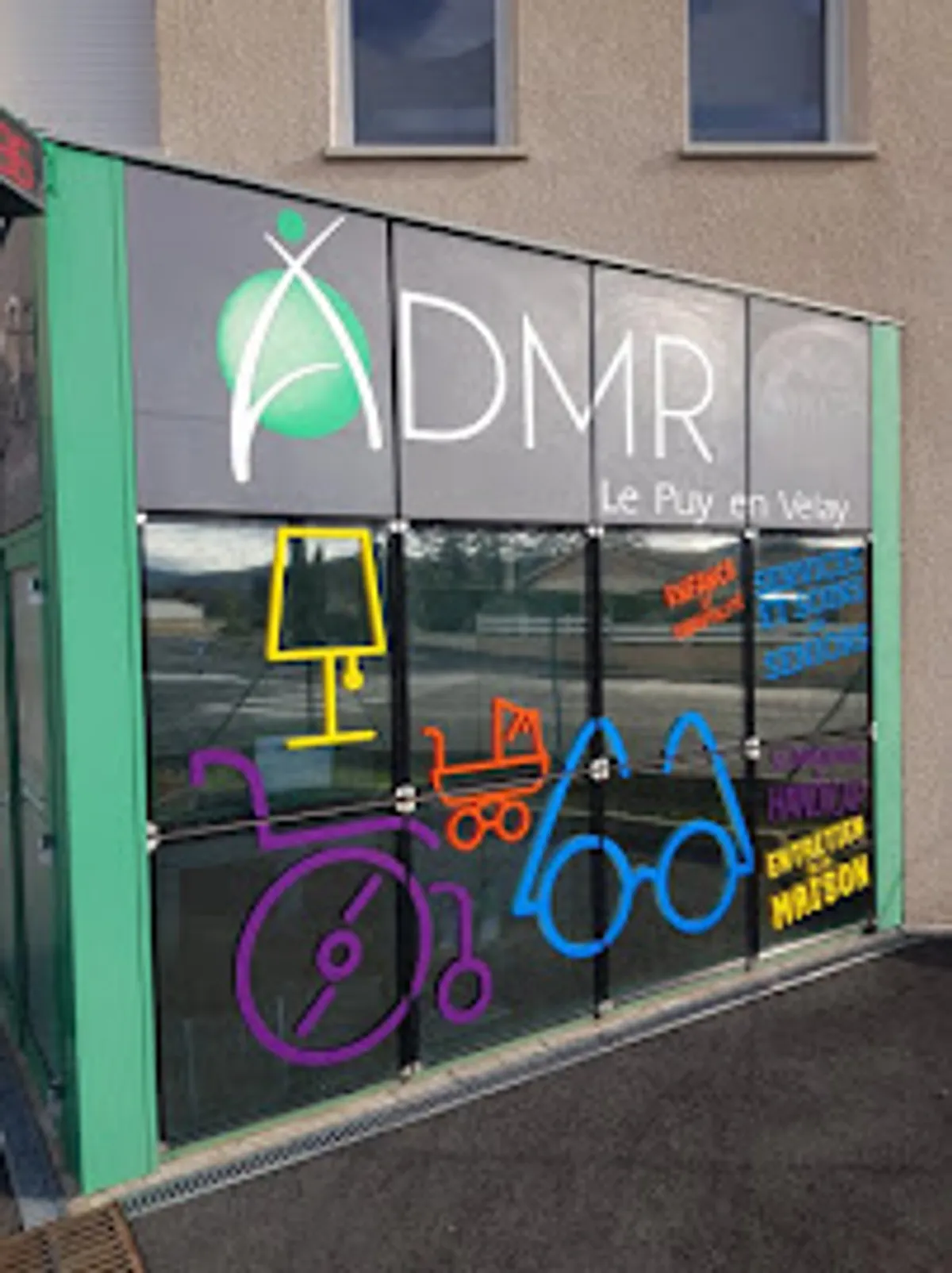 ADMR LE PUY EN VELAY - Photo 2