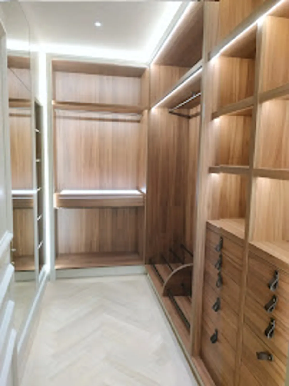 Bureau Nett - Photo 9
