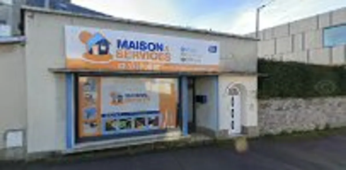 Maison et Services Coutances | Ménage, repassage, jardinage, nettoyage de vitres - Photo 2