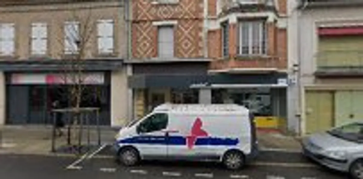 Azaé Carmaux - Photo 2
