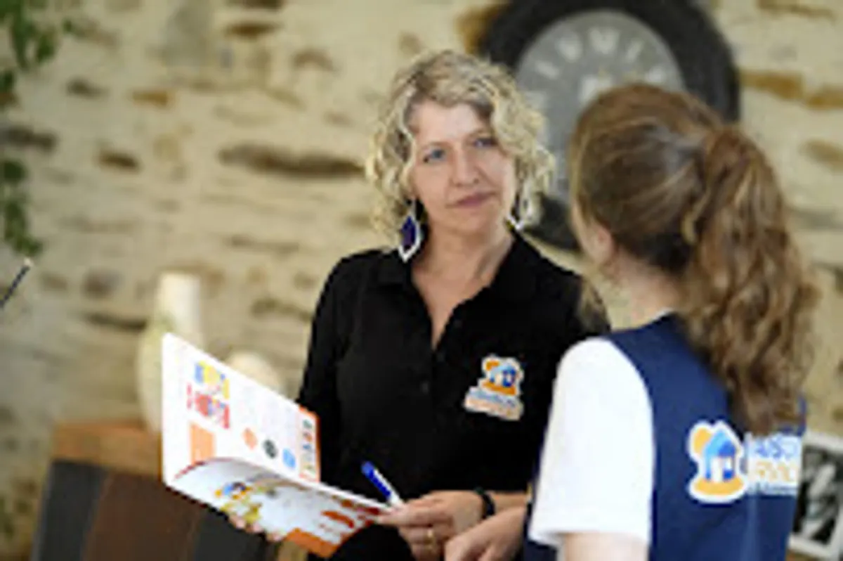 MAISON ET SERVICES EVREUX | Ménage, repassage, nettoyage des vitres - Photo 4