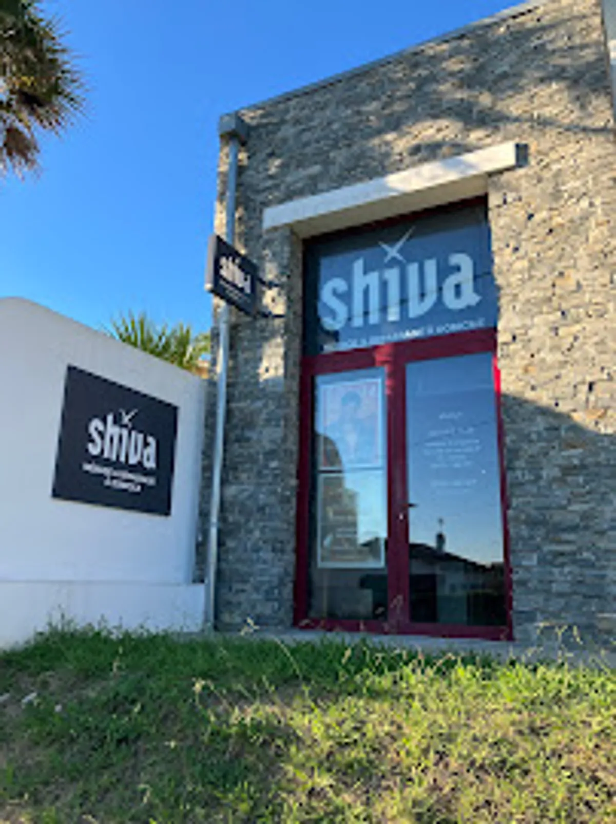 Ménage et repassage à domicile - Shiva Bidart