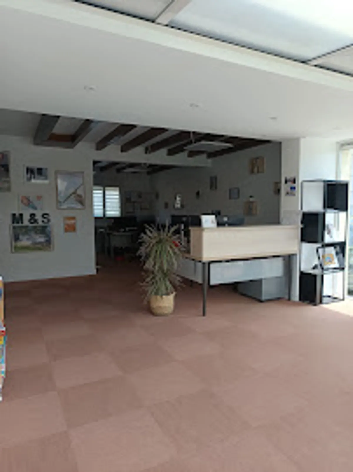 Maison et Services Le Mans Zone Nord | Ménage, repassage, jardinage, nettoyage de vitres - Photo 6