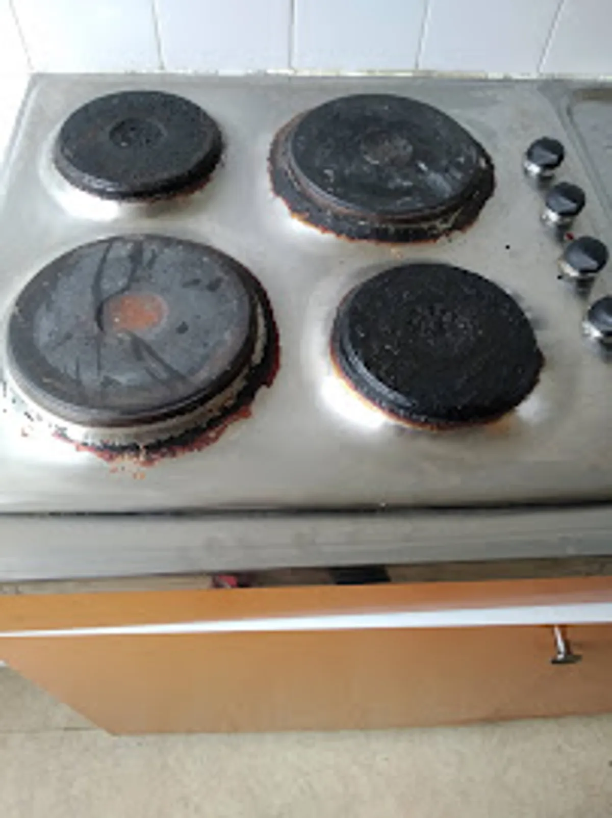 Intact - Photo 3