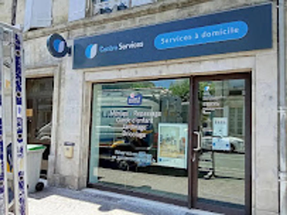 Ménage et repassage à domicile - Centre Services Cognac - Photo 3