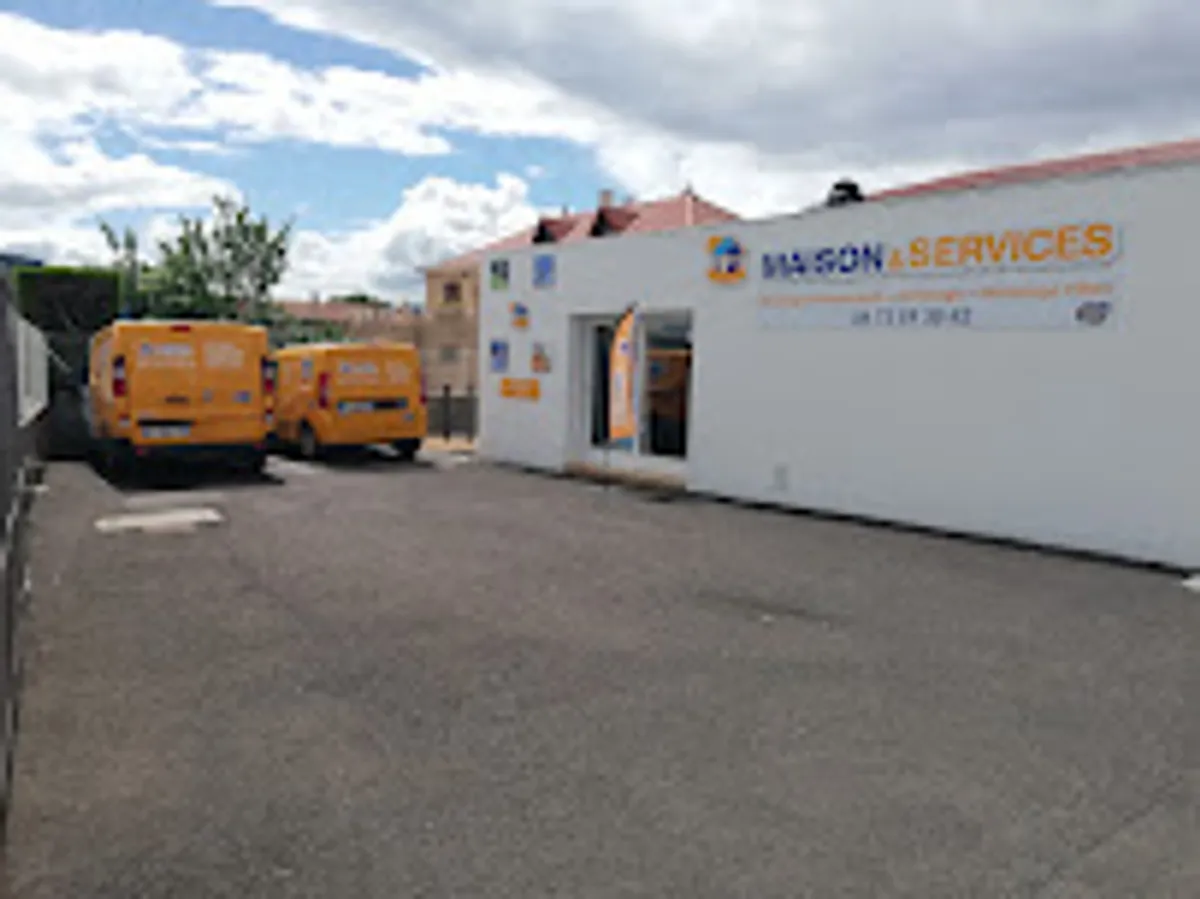 Maison et Services Clermont Ferrand | Ménage, repassage, jardinage, nettoyage des vitres - Photo 2