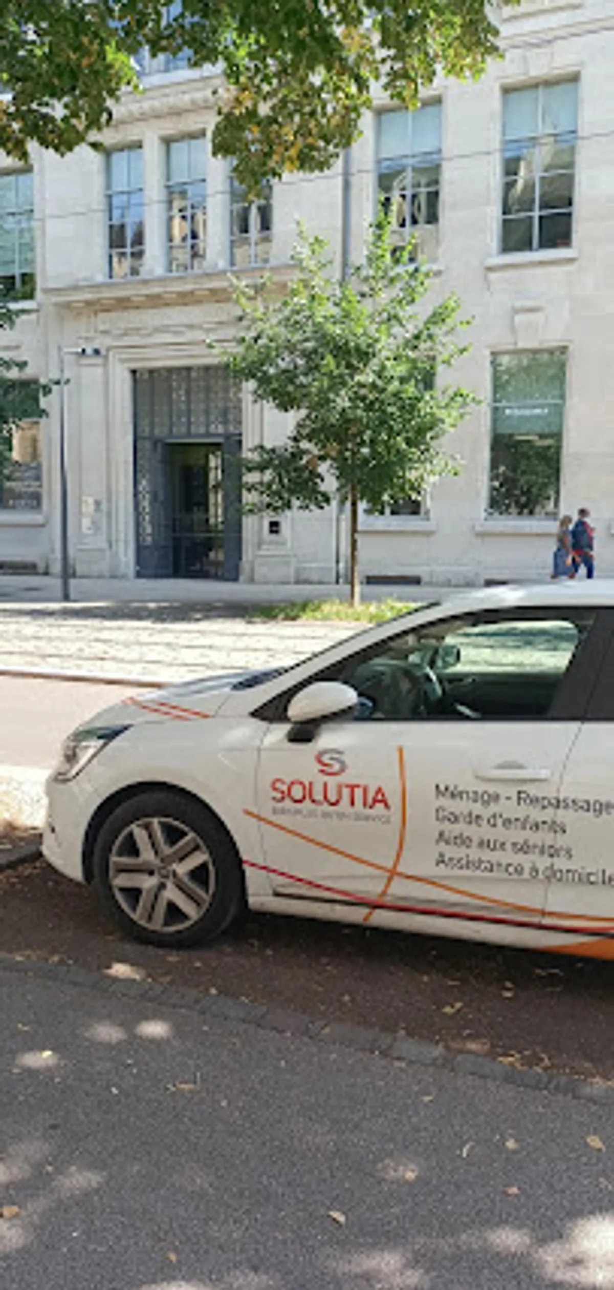 Solutia Dijon - Aide à domicile - Photo 2