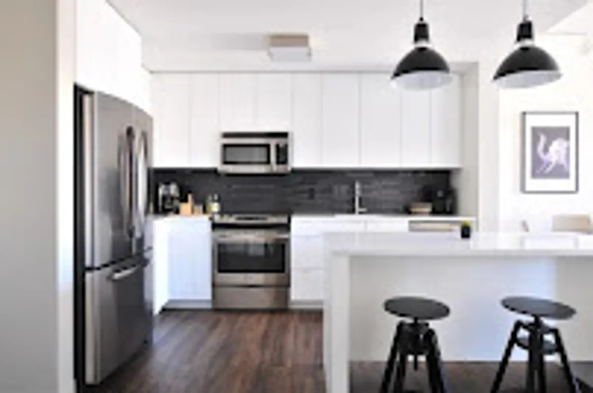 MANGADI, PRO, CLEANING SERVICE - Photo 2
