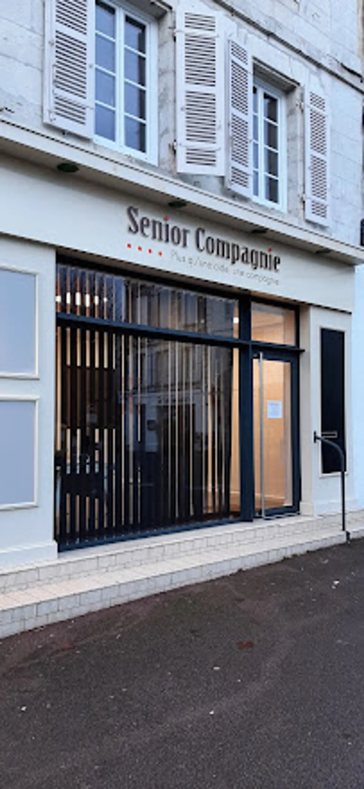 Senior Compagnie - Aide à Domicile - Photo 2