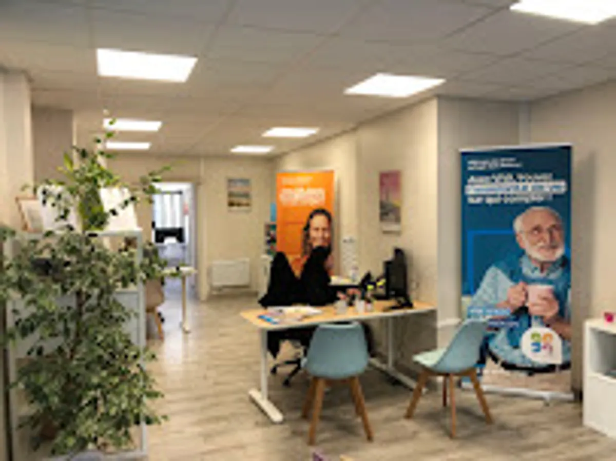 VIVASERVICES Lorient, Lanester - Ménage, Jardinage, Aide aux personnes âgées, Garde d'enfants...... - Photo 2