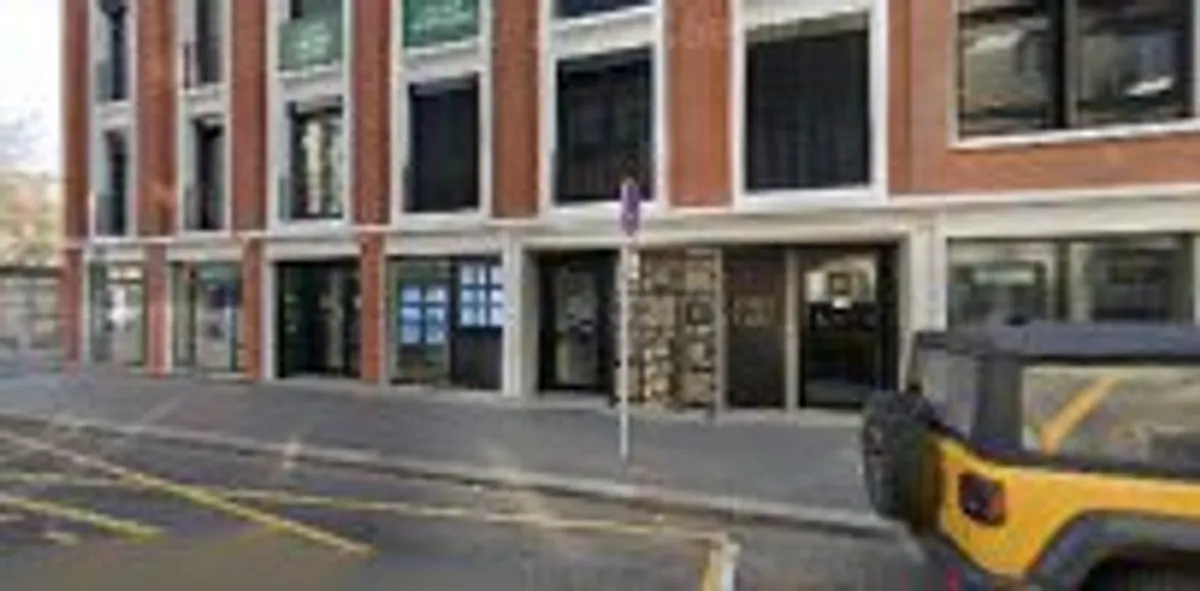 Petits-fils Le Havre Hôtel de Ville - Aide à domicile - Photo 2
