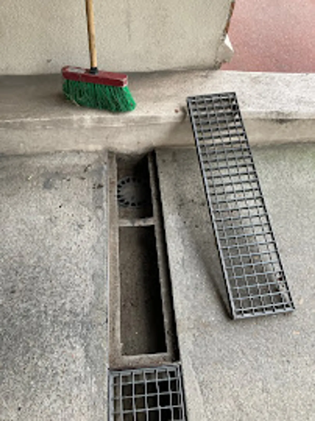 M.ESPACE CLEAN NETTOYAGE ENTRETIEN - Photo 2