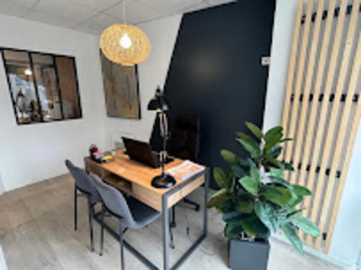 Ménage et repassage à domicile - Centre Services Palaiseau - Photo 2