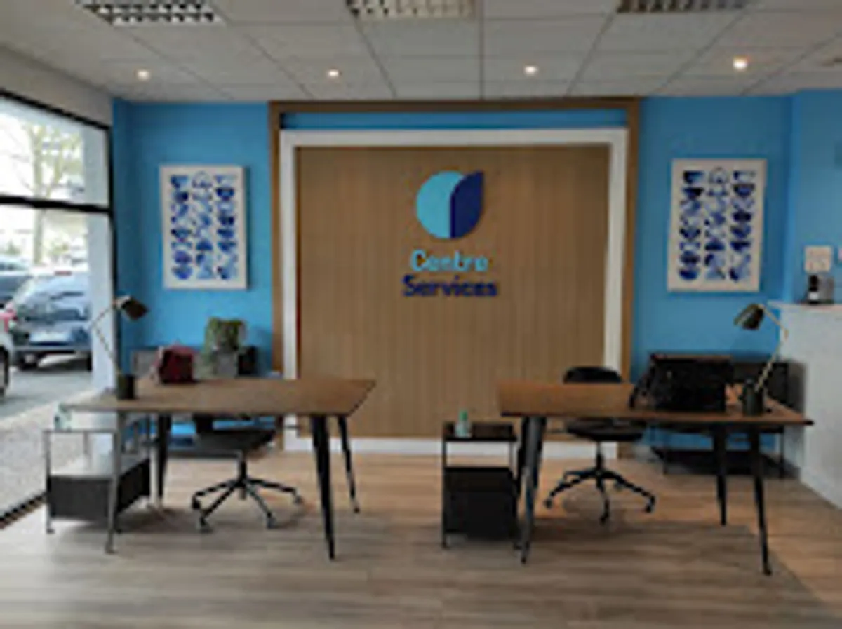Ménage et repassage à domicile - Centre Services La Rochelle - Photo 4