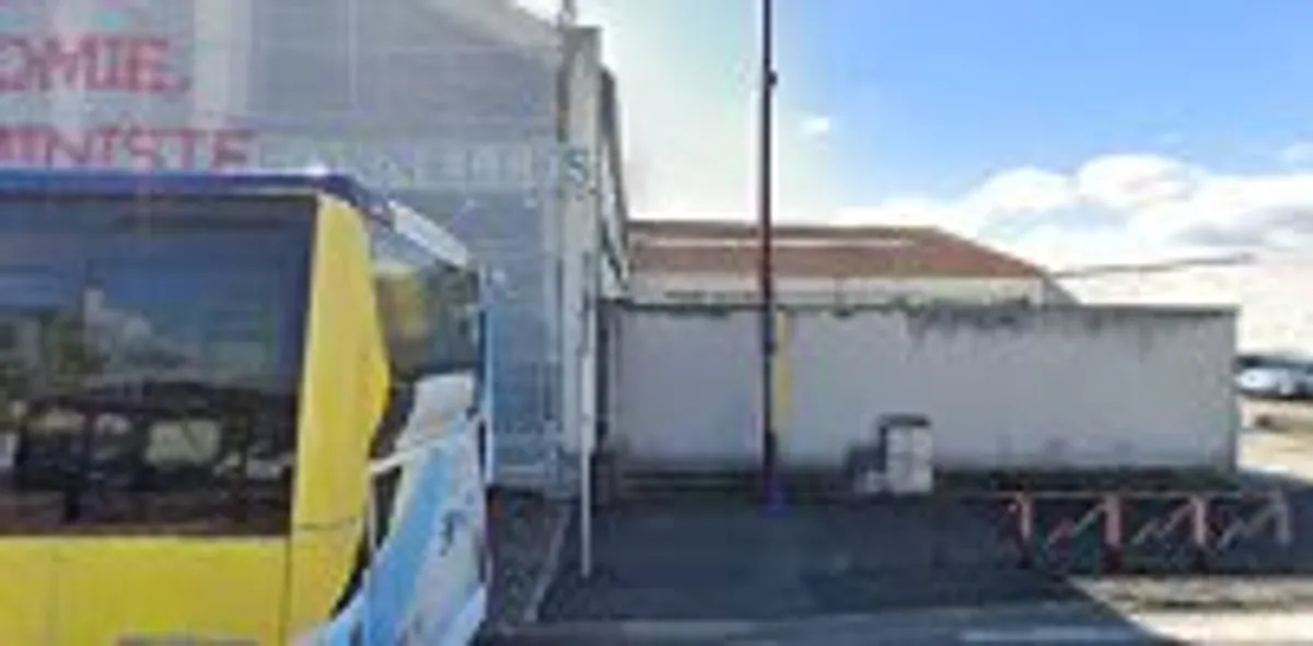 Maison et Services Vierzon | Ménage, repassage, jardinage, nettoyage des vitres