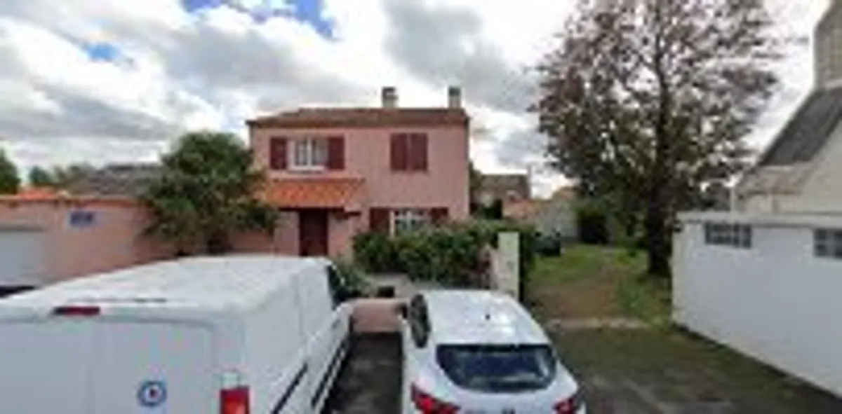 Maison et Services Bouaye | Ménage, repassage, jardinage, nettoyage des vitres - Photo 4