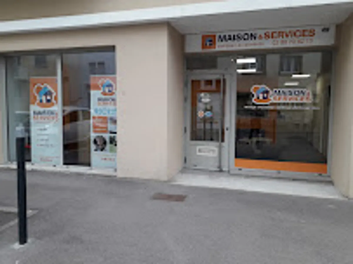 Maison et Services Dijon | Ménage, repassage, jardinage, nettoyage des vitres