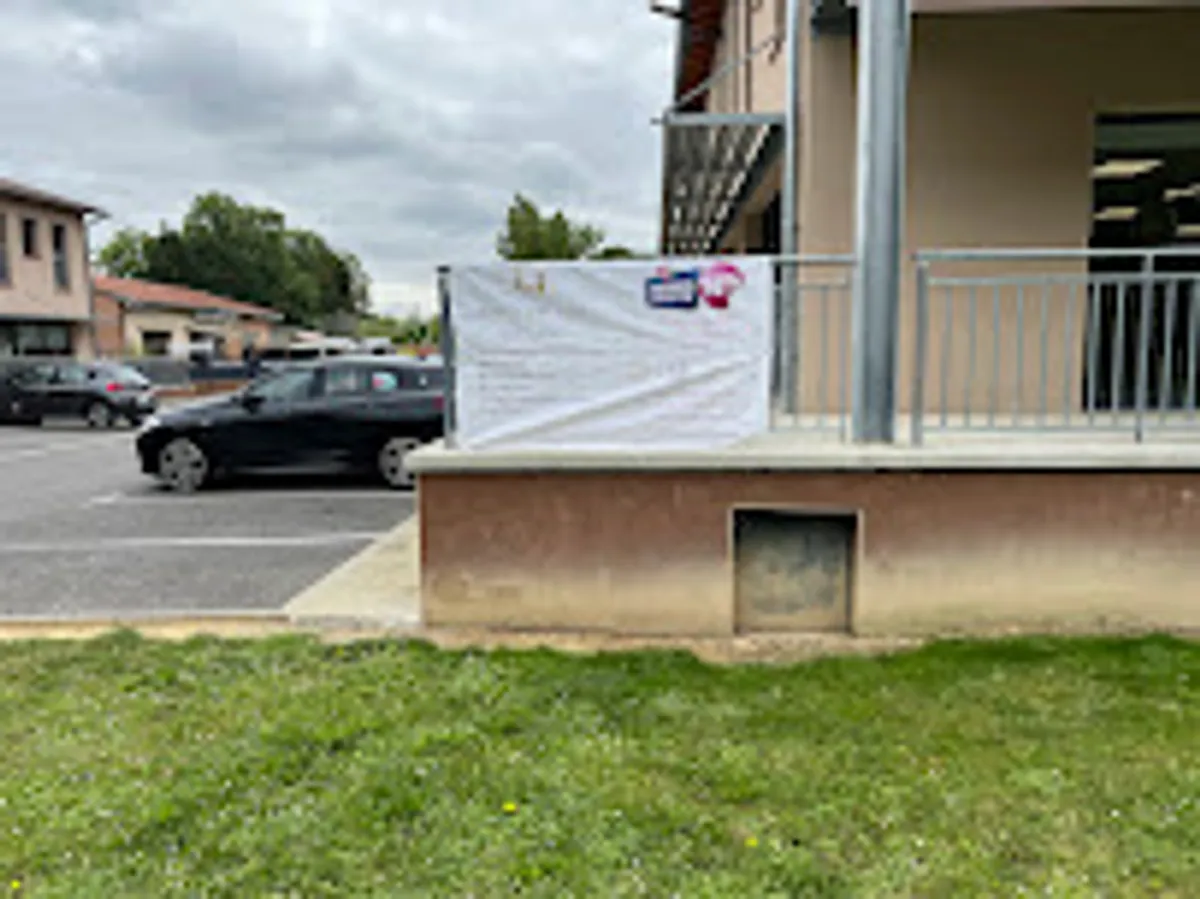 ADOPTE UNE AIDE à domicile & services à la personne - Photo 3