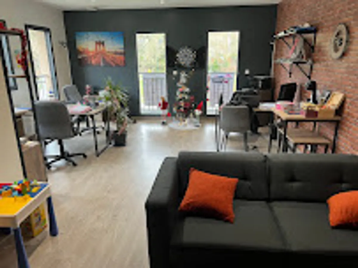 ADOPTE UNE AIDE à domicile & services à la personne - Photo 6
