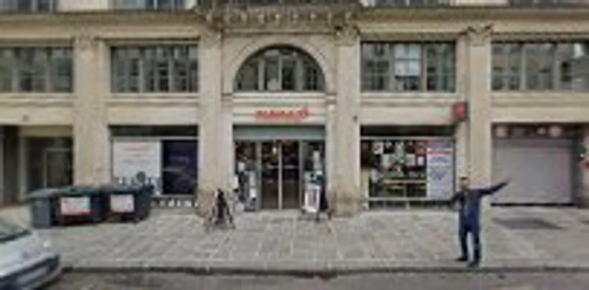 Ménage à Dom