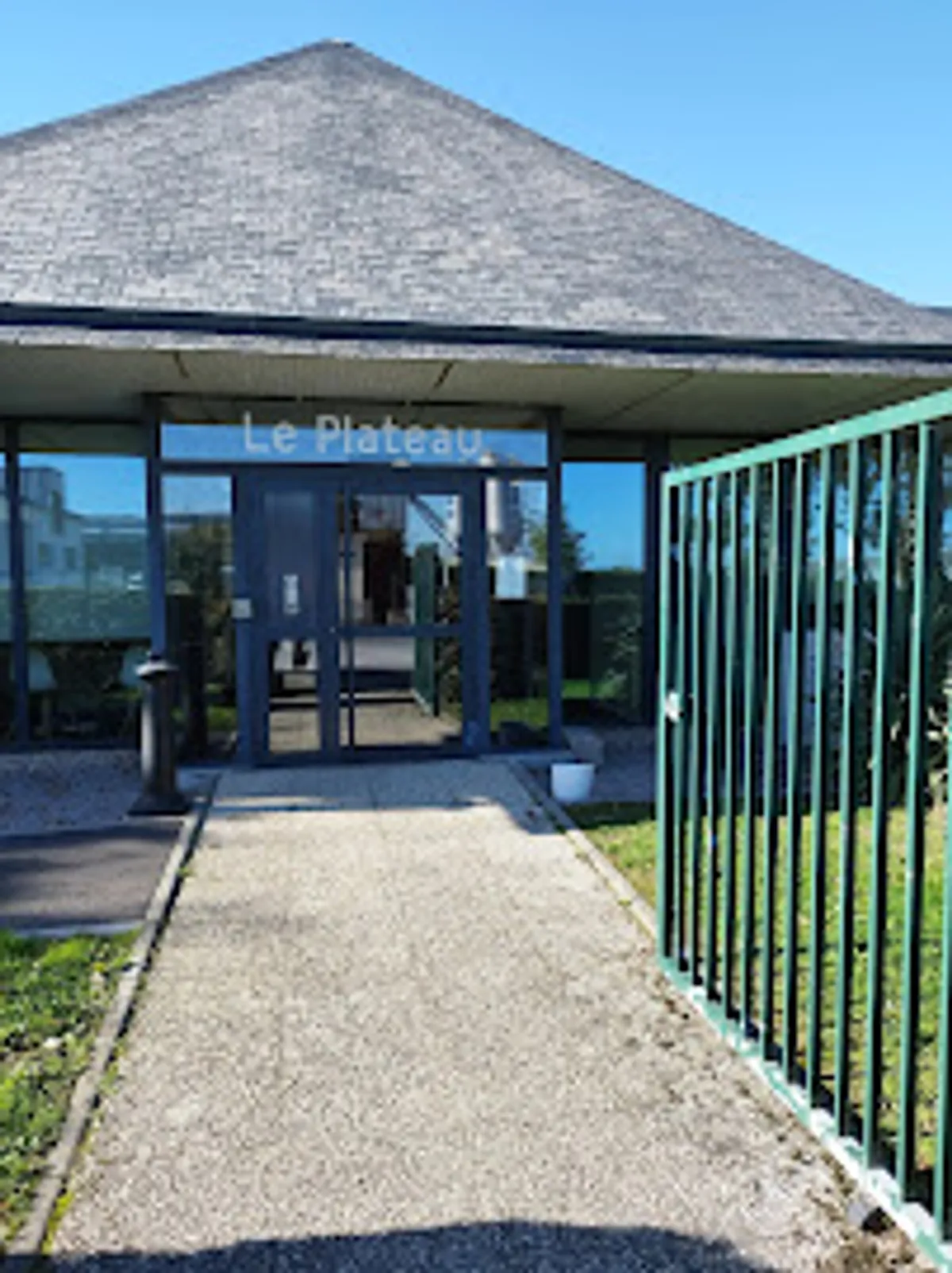 La Main Tendue Douvres la Délivrande - Photo 2