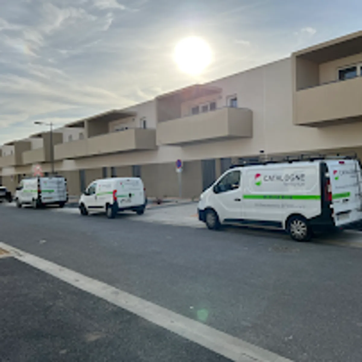 Catalogne Nettoyage : Entreprise de Nettoyage Industriel - Entretien de Bureaux à Perpignan - Photo 7