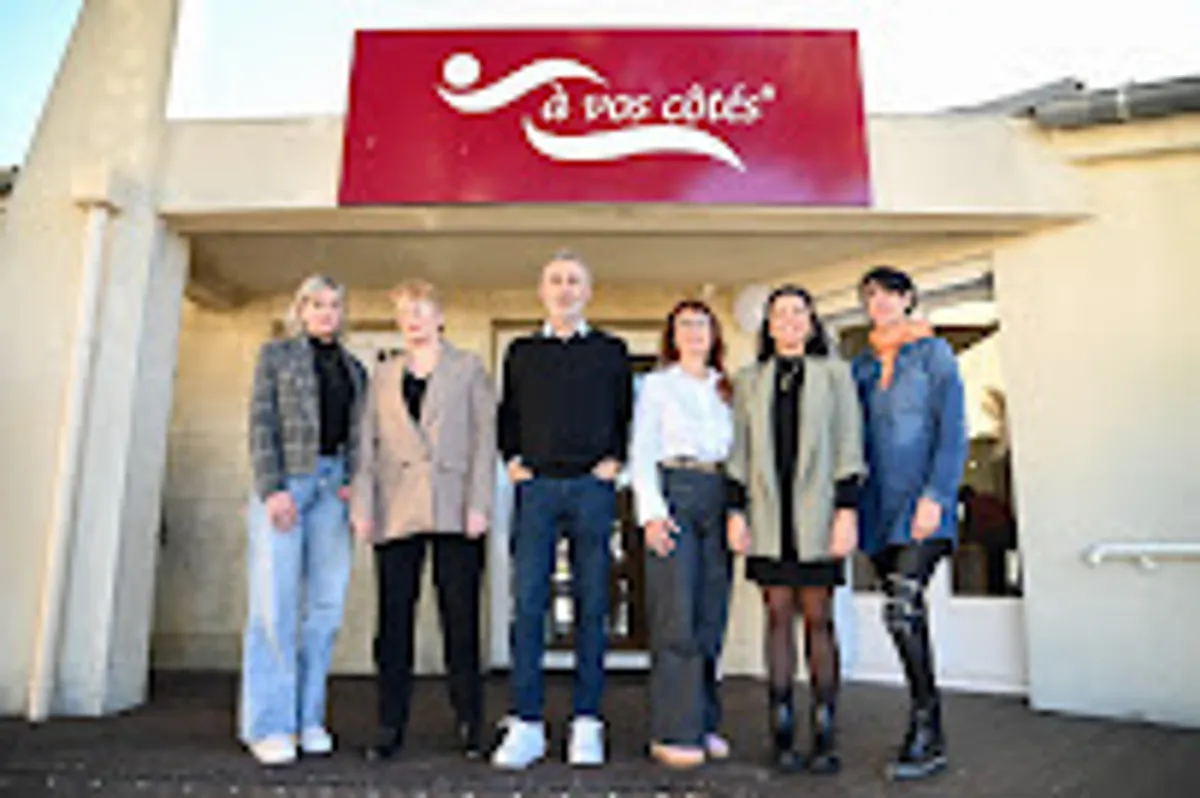 A VOS COTES - Auxiliaires de vie - Ménage - Lunel et ses alentours - Photo 3