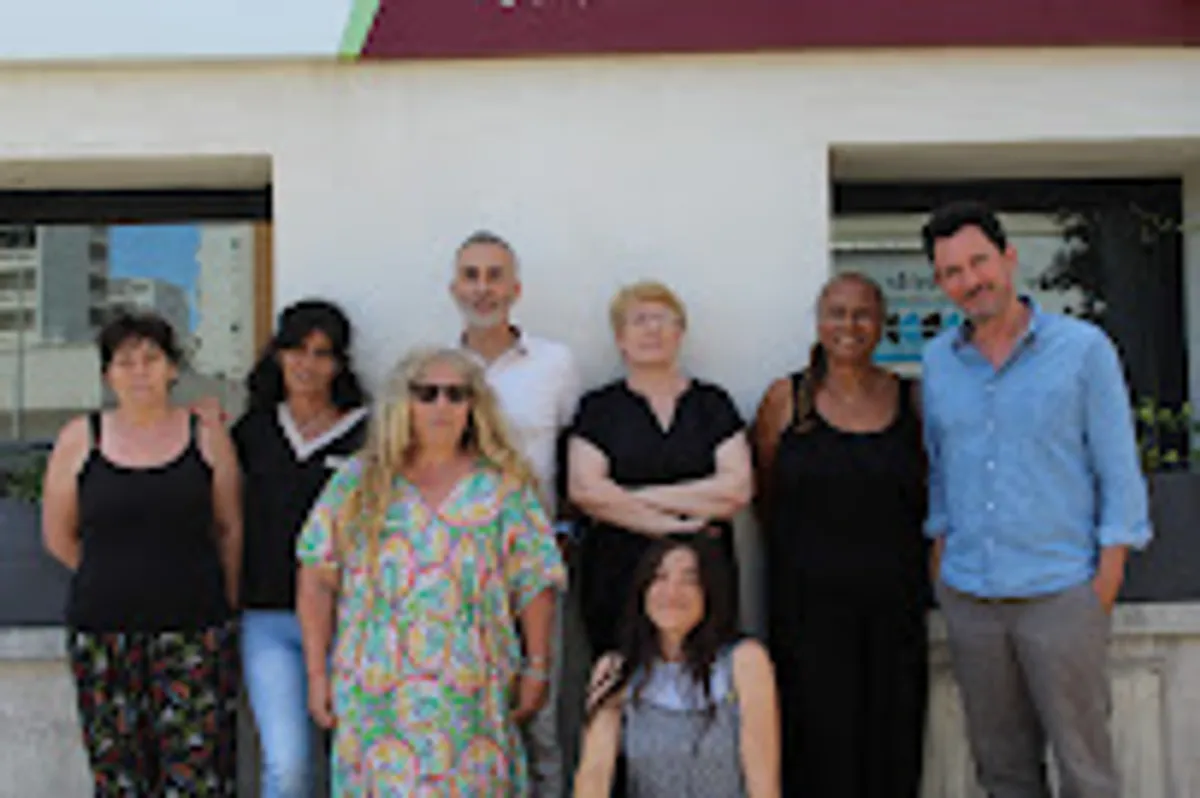 A VOS COTES - Auxiliaires de vie - Ménage - Lunel et ses alentours - Photo 5