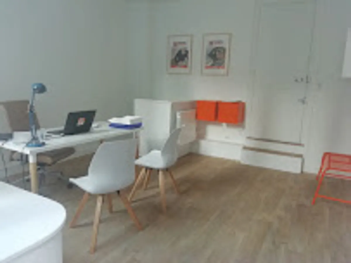 Maison et Services Paris 18 | Ménage, Repassage, Nettoyage de vitres - Photo 2
