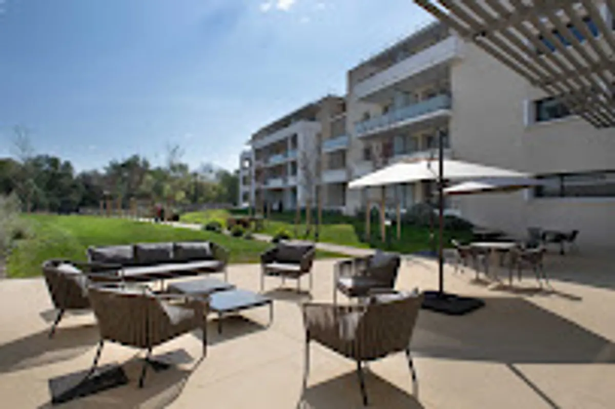 Résidence Services Seniors DOMITYS - Les Tourmalines - Photo 8