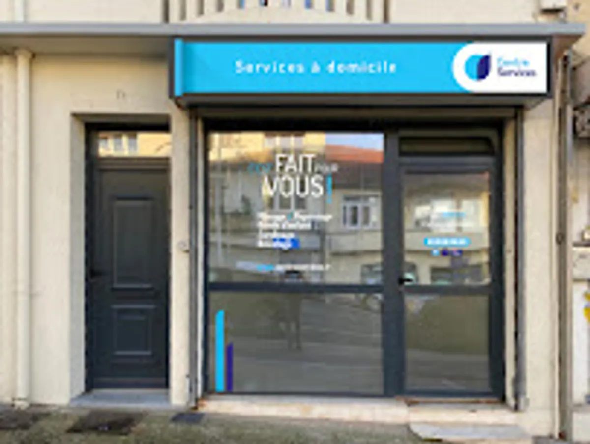 Ménage et repassage à domicile - Centre Services Sainte-Geneviève-des-Bois - Photo 4