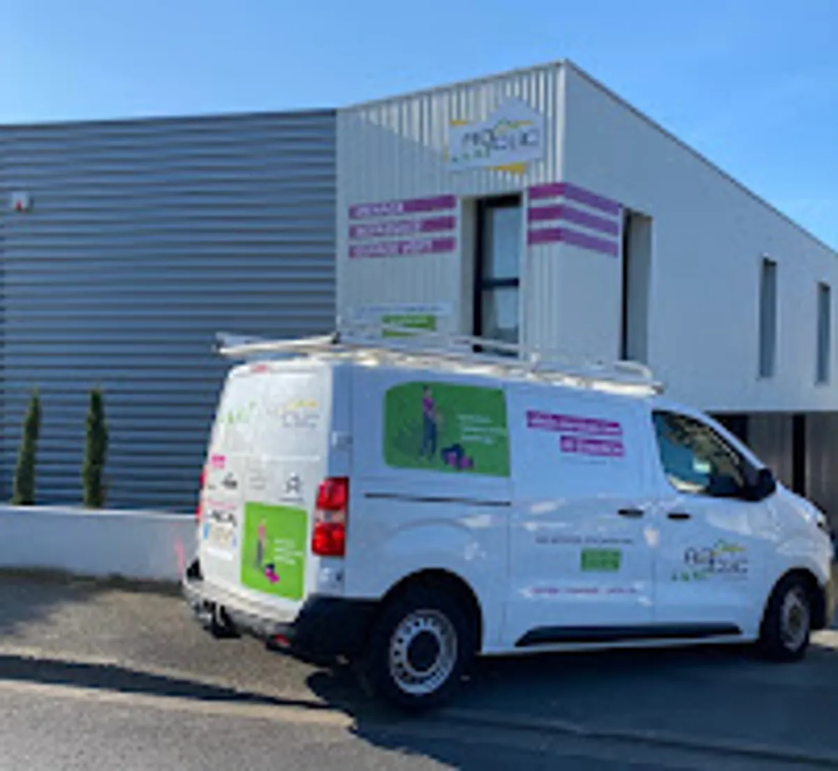 ADCLIC Services - Ménage, jardinage, Vitrerie