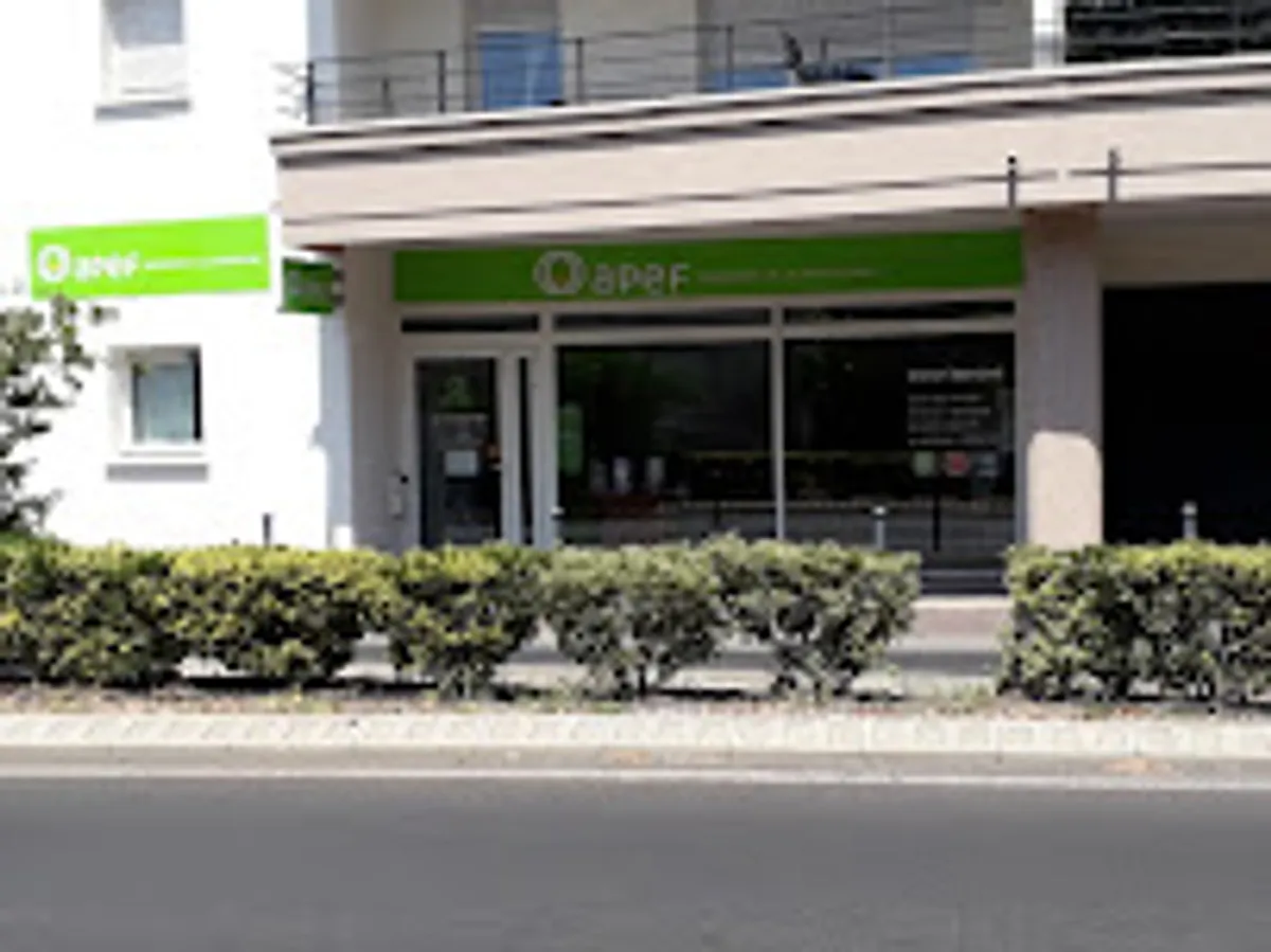 APEF Agde - Aide à domicile, Ménage, Jardinage et Garde d'enfants - Photo 3
