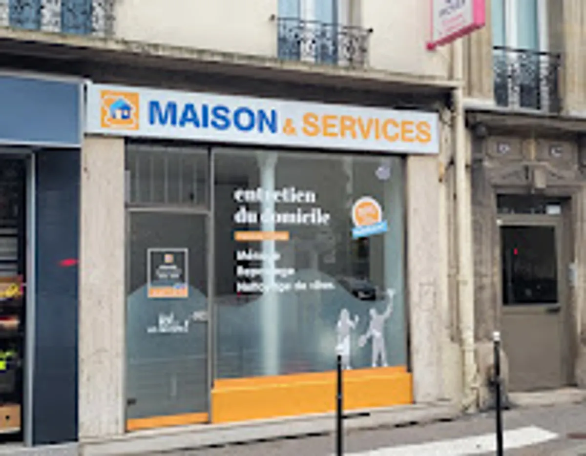 Maison et Services Courbevoie | Ménage, Repassage, Nettoyage de vitres