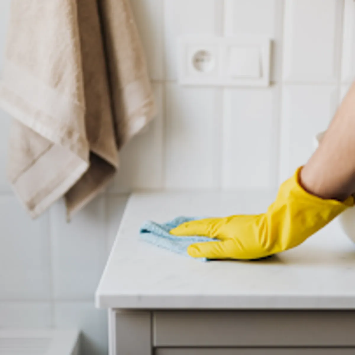 CLEAN SERVICE