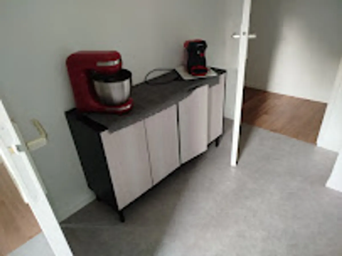 L'aide en Plus (Aide A Domicile& Nettoyage sur mesure)Nettoyage appartement insalubre✅CREDIT D'IMPÔTS✅AVANCE IMMÉDIATE✅ - Photo 3