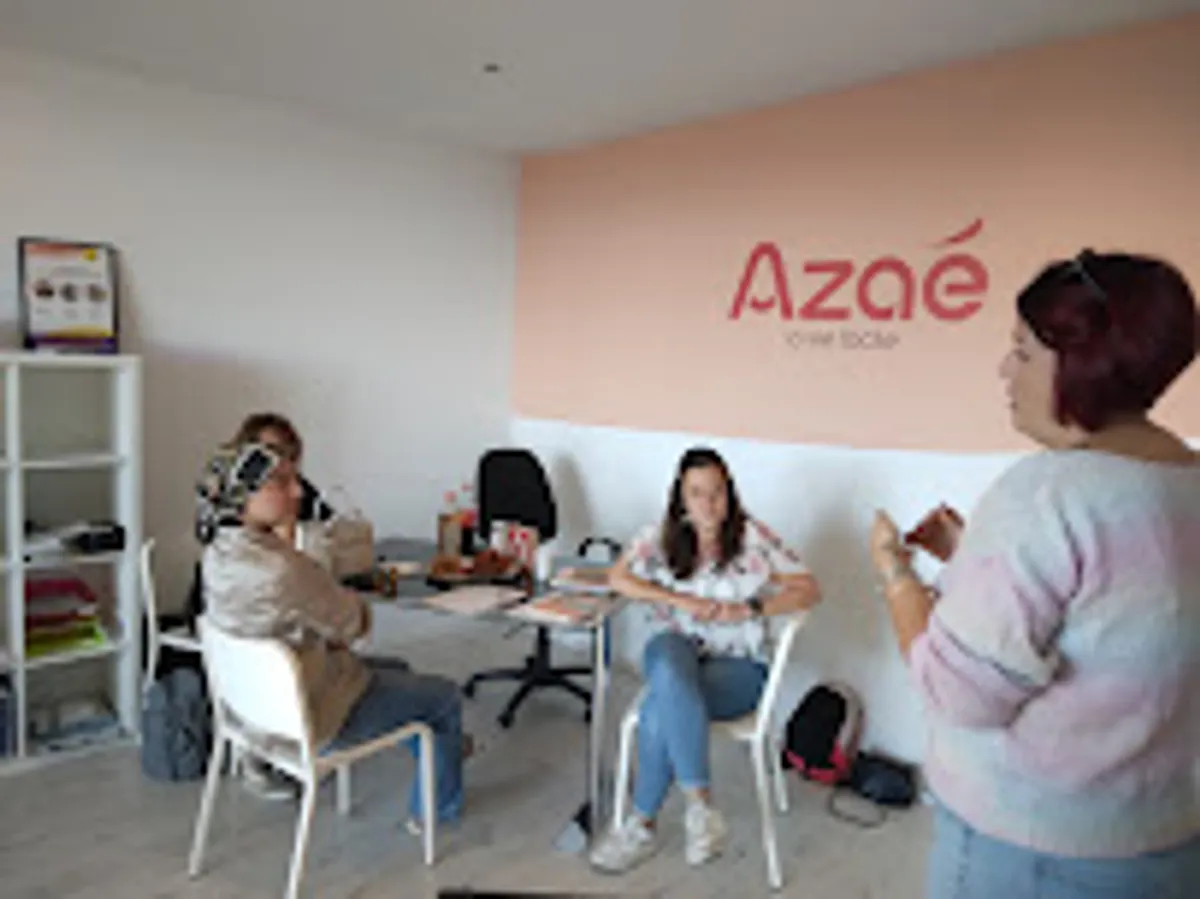 Azaé Carpentras - Photo 2