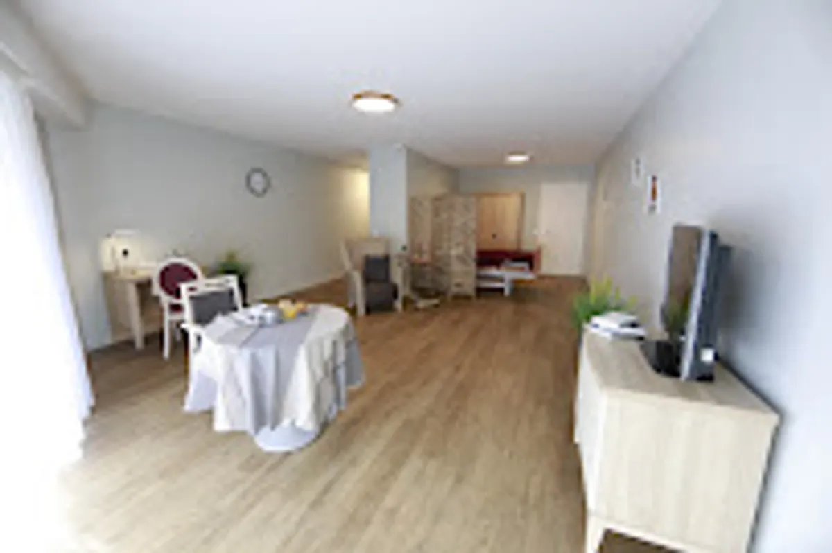 EHPAD Jean Menu - Association MAVie - Photo 2