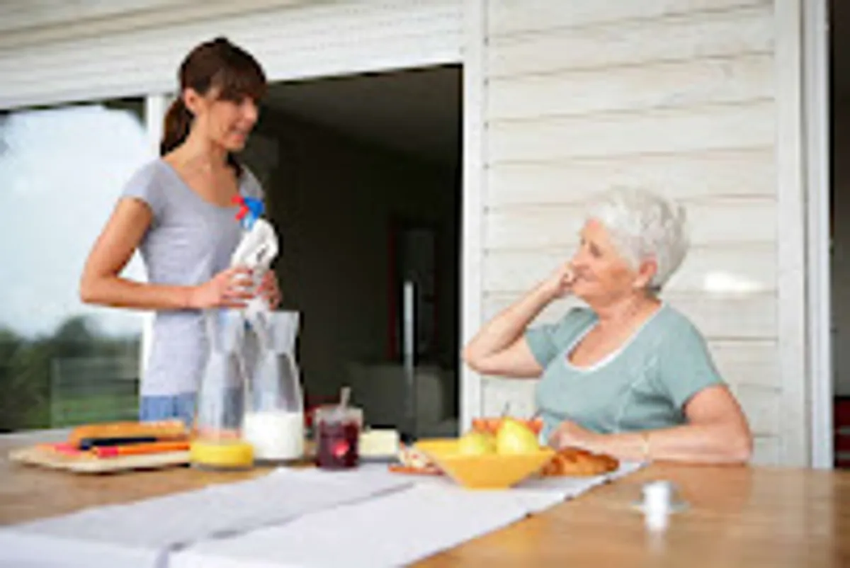 Vivons Mieux Association | Aide à domicile personnes âgées 94 | Aide maintien à domicile pour seniors 94