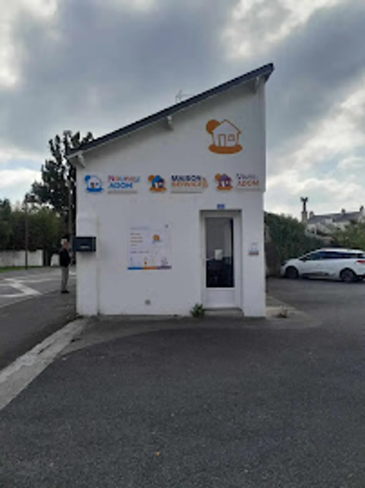 Maison et Services Ancenis | Ménage, repassage, nettoyage de vitres - Photo 2