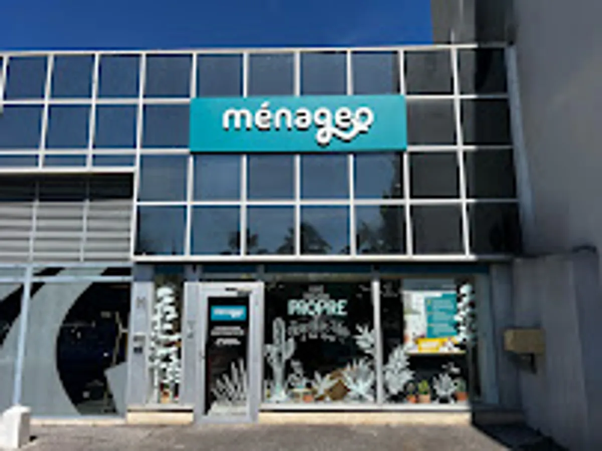 ✅ Femme de ménage à domicile | MÉNAGEO agence de ménage et repassage à Montpellier et alentours