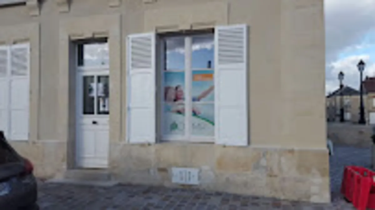 ADMR HERMONVILLE - Photo 2