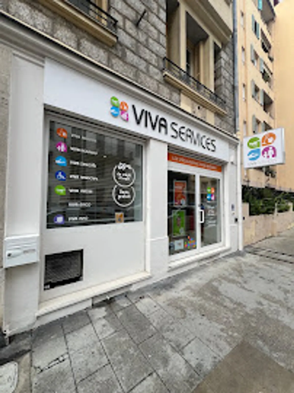 VIVASERVICES NICE EST - Ménage, Repassage, Garde d’enfants, Jardinage, Bricolage, Seniors - Photo 3